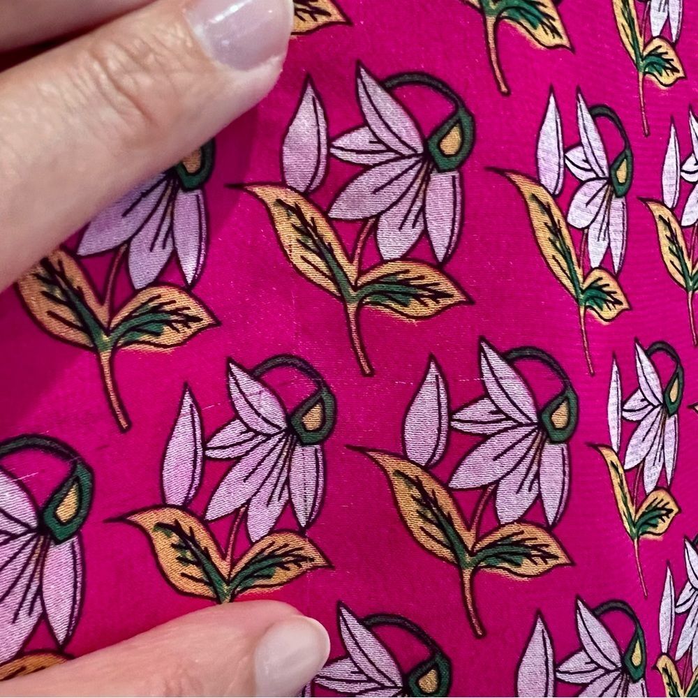 DVF 💯 Silk Blouse - Picture 5 of 12